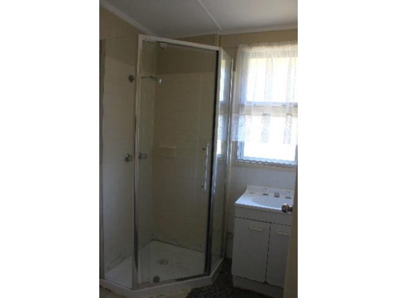 16 Mawarra Street, Macleay Island QLD 4184