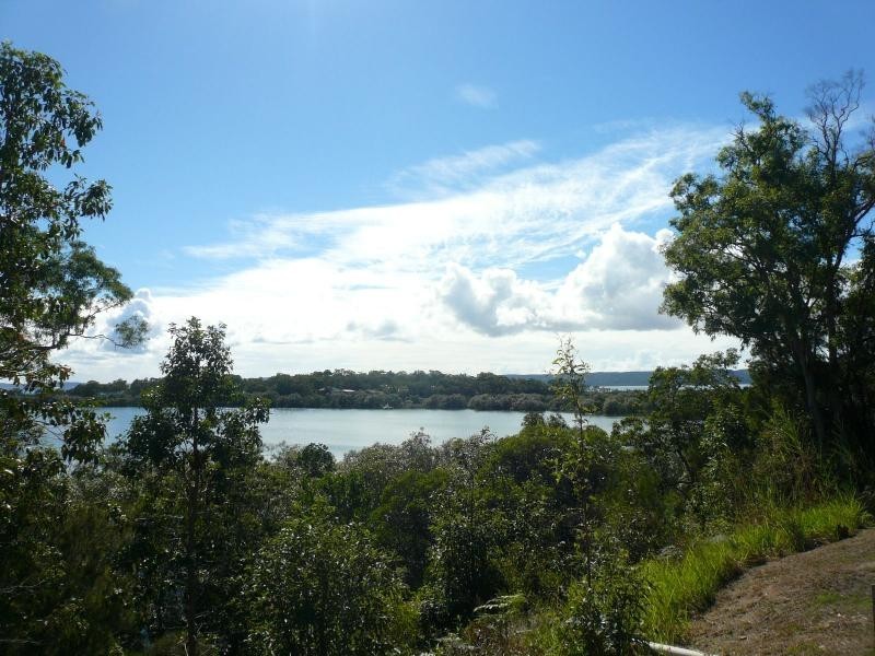 40 Timothy Street, Macleay Island QLD 4184