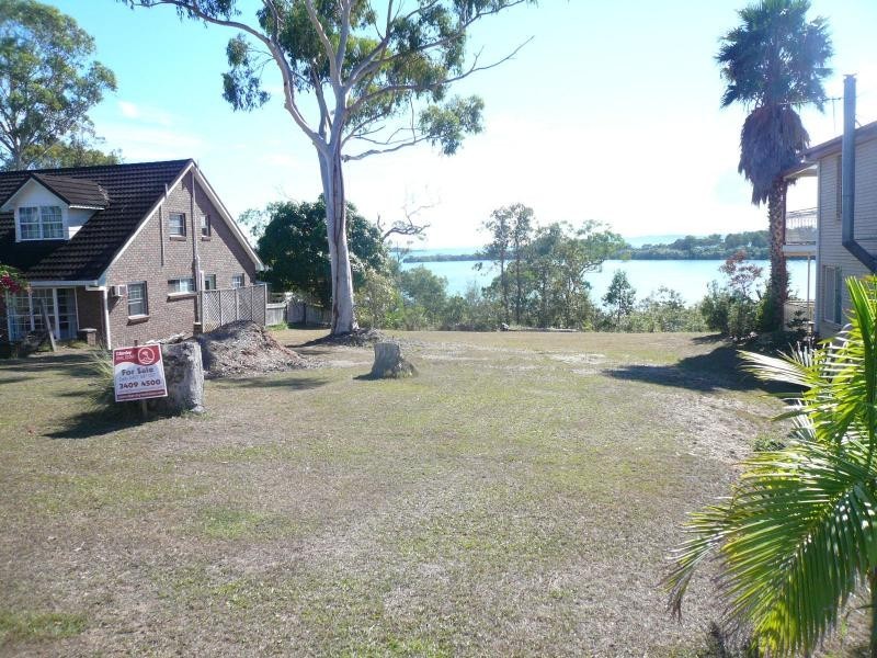 40 Timothy Street, Macleay Island QLD 4184