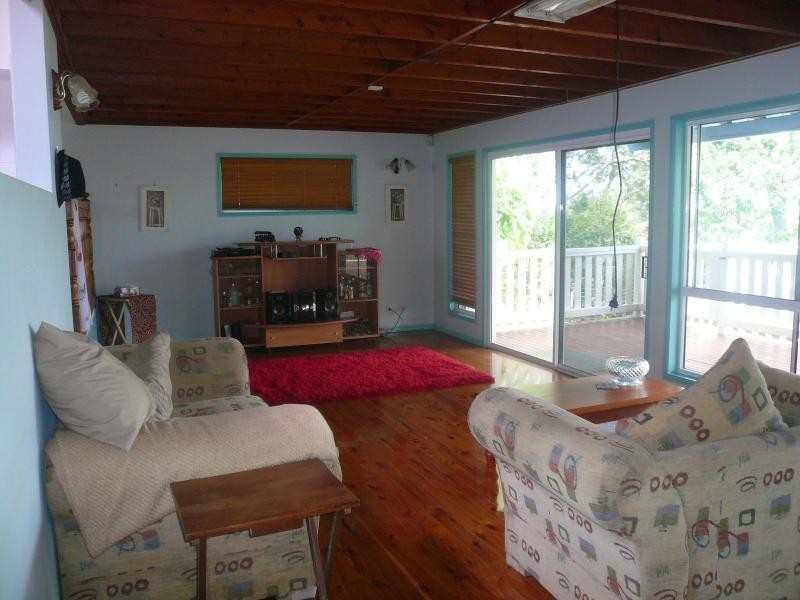 27 Cliff Terrace, Macleay Island QLD 4184