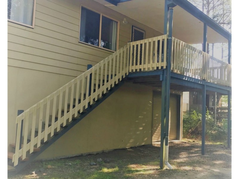 169 High Central Road, Macleay Island QLD 4184