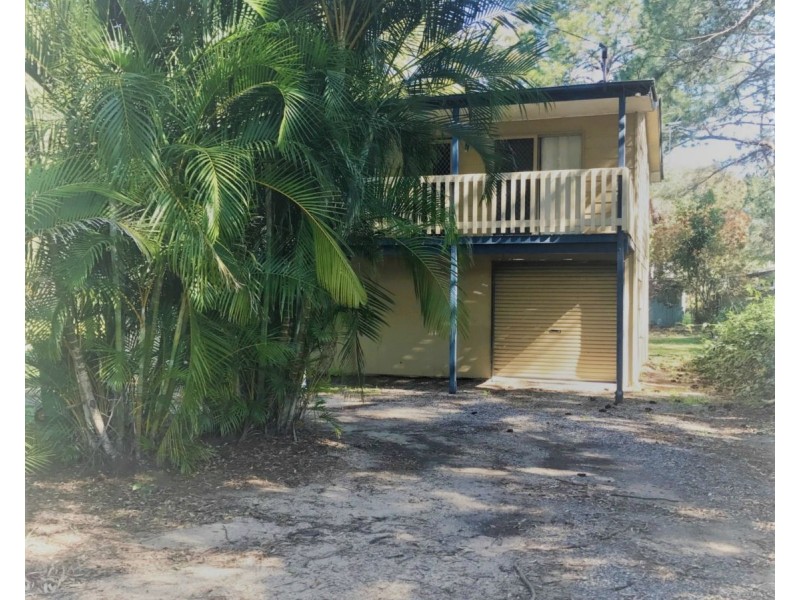 169 High Central Road, Macleay Island QLD 4184