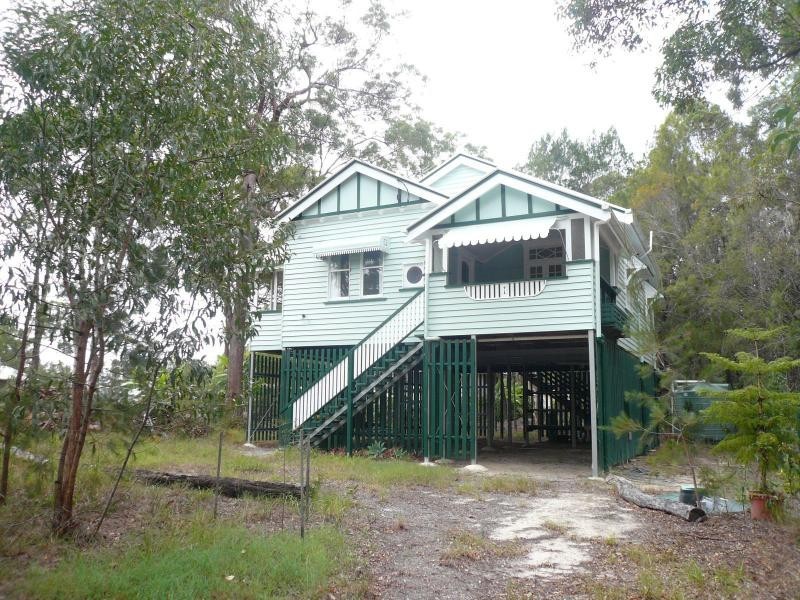 14 President Terrace, Macleay Island QLD 4184