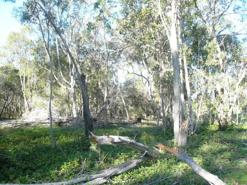 32-34 Nunkeri Drive, Macleay Island QLD 4184