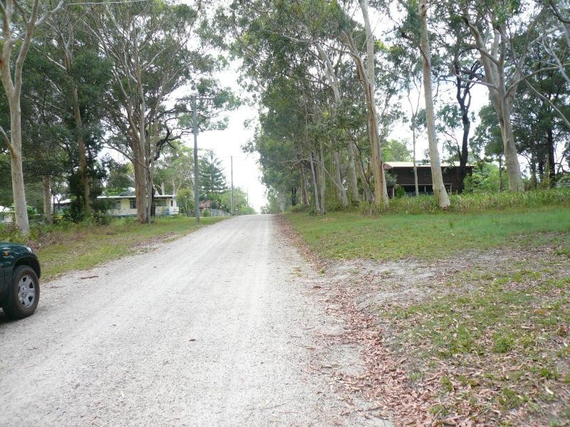 6 Warama Street, Macleay Island QLD 4184