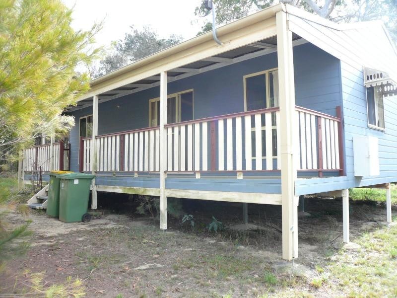 15 Wirralee Street, Macleay Island QLD 4184