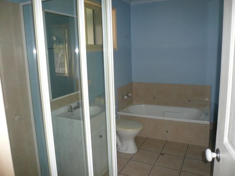 15 Wirralee Street, Macleay Island QLD 4184