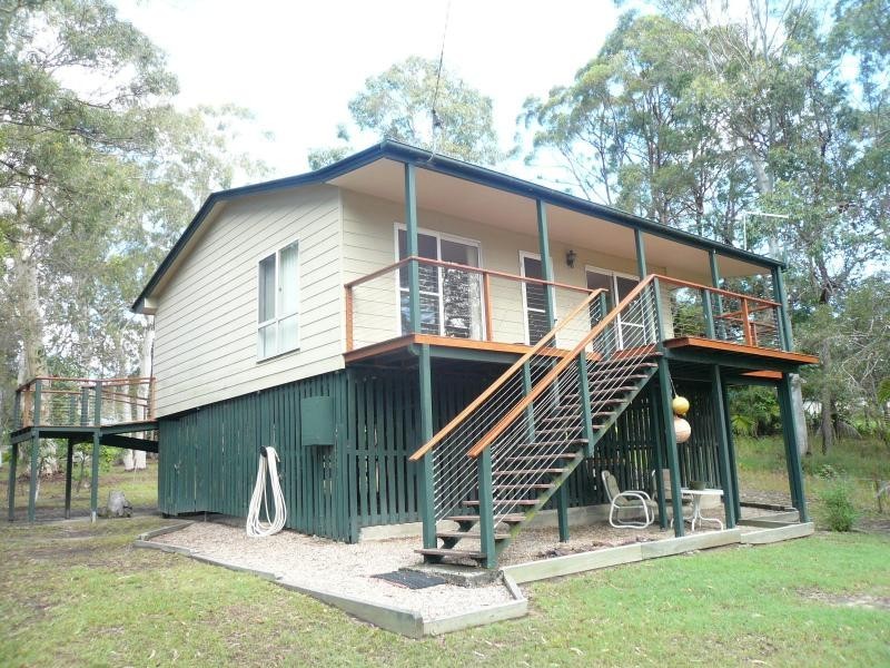 24 Wanda Street, Macleay Island QLD 4184