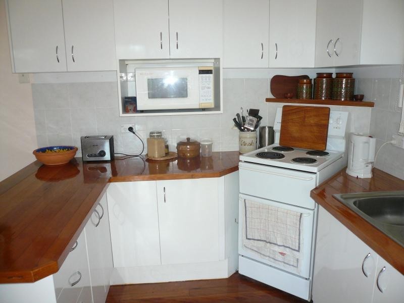 24 Wanda Street, Macleay Island QLD 4184