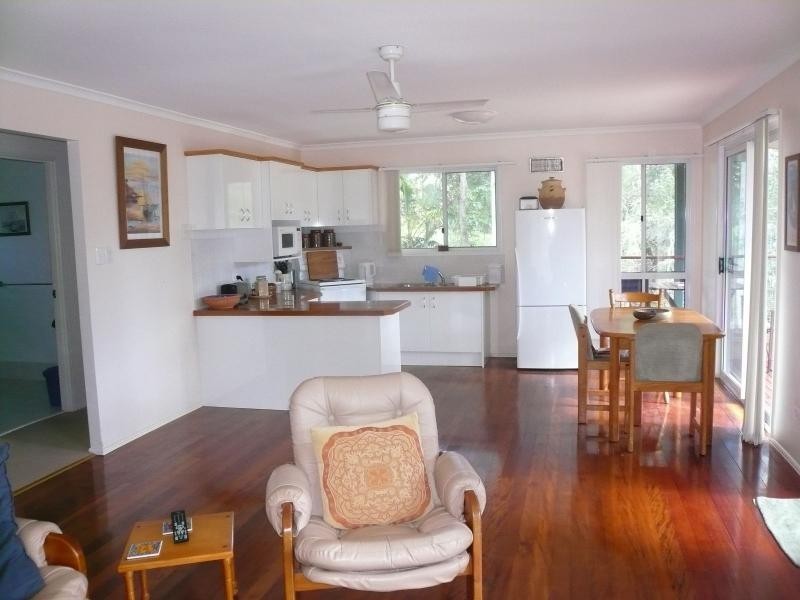 24 Wanda Street, Macleay Island QLD 4184