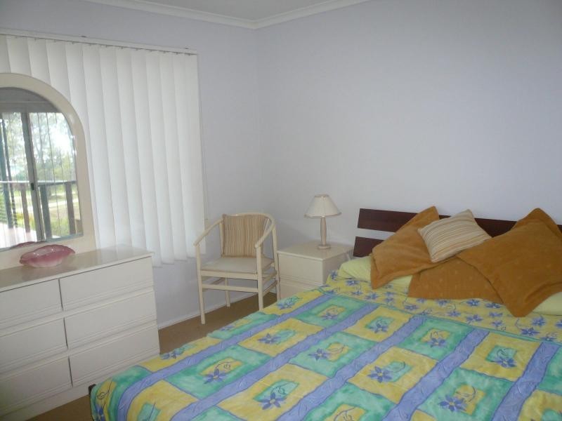 24 Wanda Street, Macleay Island QLD 4184