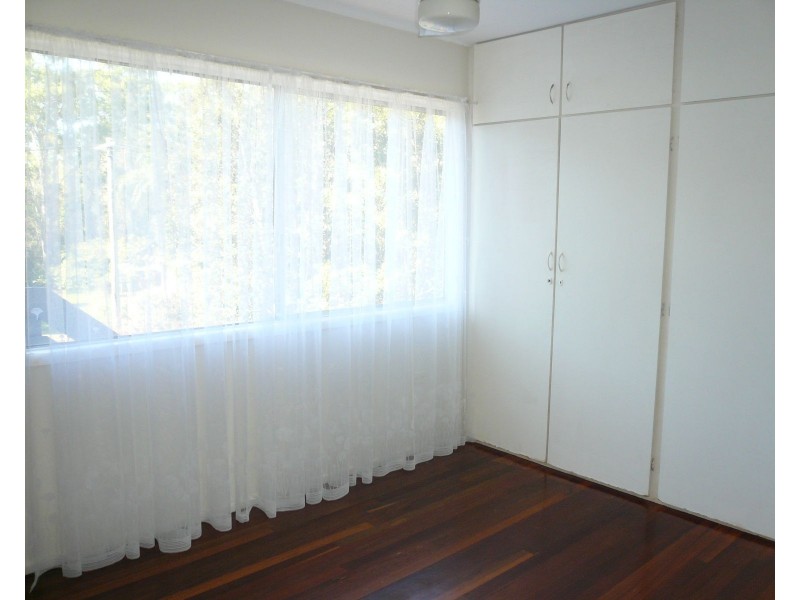 14 Betty Street, Macleay Island QLD 4184