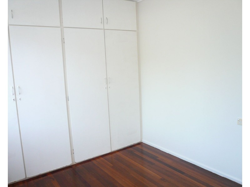 14 Betty Street, Macleay Island QLD 4184