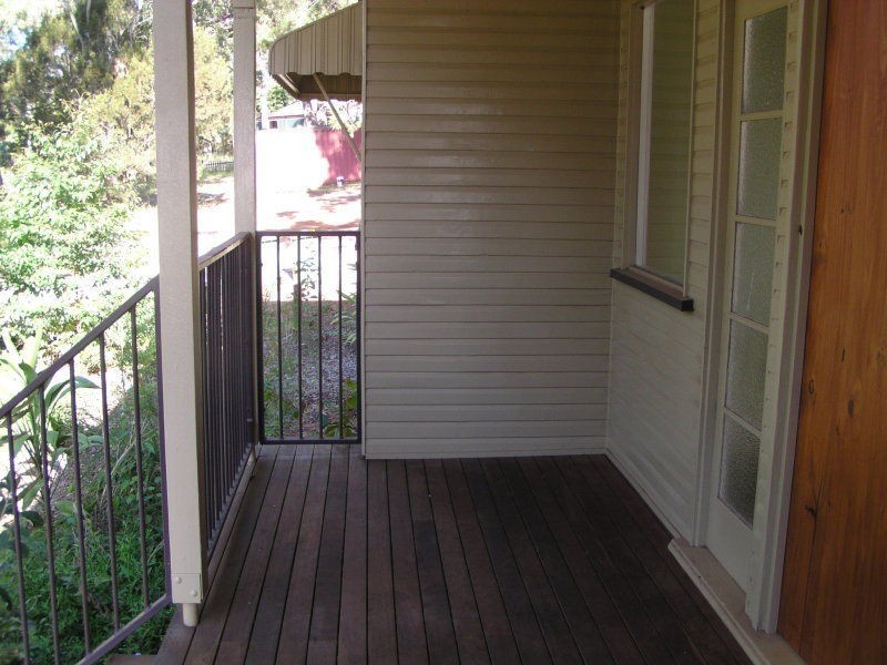 113 High Central Road, Macleay Island QLD 4184