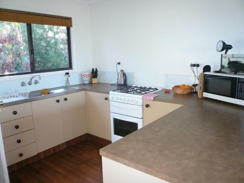 15 Ashton Street, Macleay Island QLD 4184