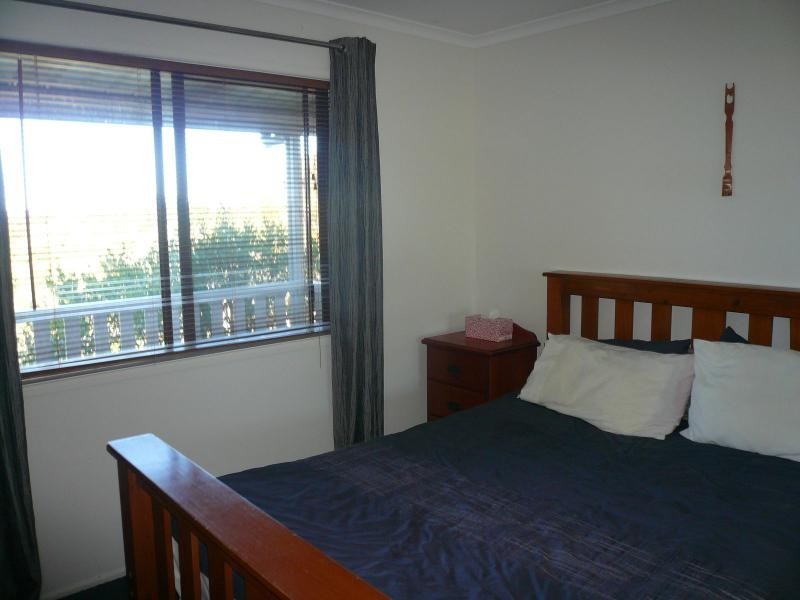 15 Ashton Street, Macleay Island QLD 4184