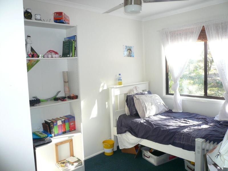 15 Ashton Street, Macleay Island QLD 4184