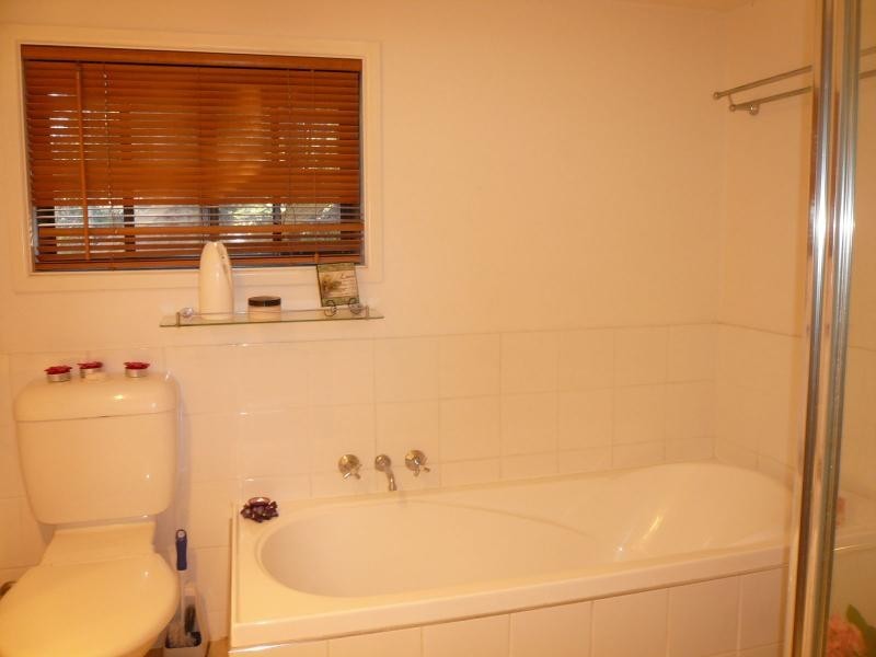 15 Ashton Street, Macleay Island QLD 4184