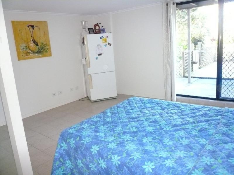 15 Ashton Street, Macleay Island QLD 4184