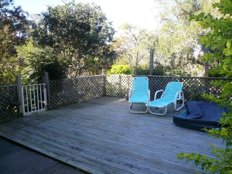 15 Ashton Street, Macleay Island QLD 4184