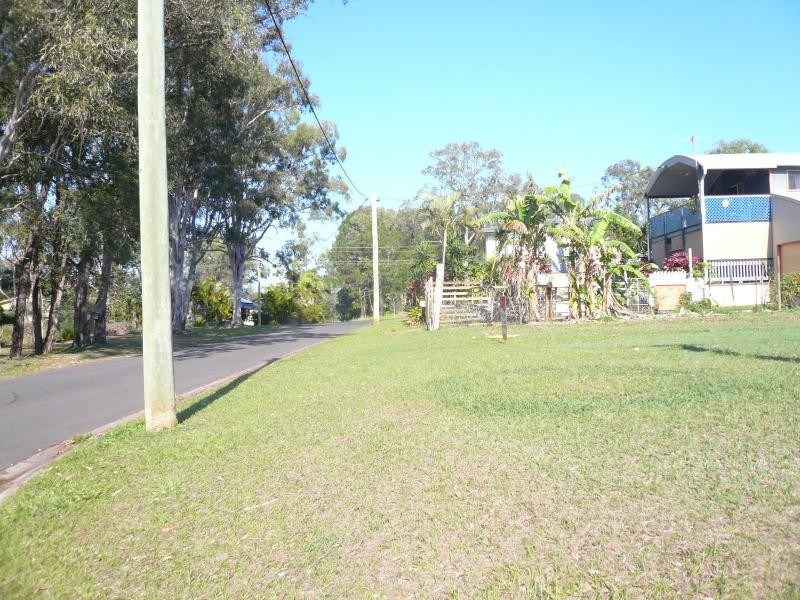 5 Thomas Street, Macleay Island QLD 4184