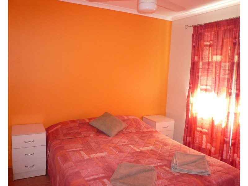 19 Oomool Street, Macleay Island QLD 4184