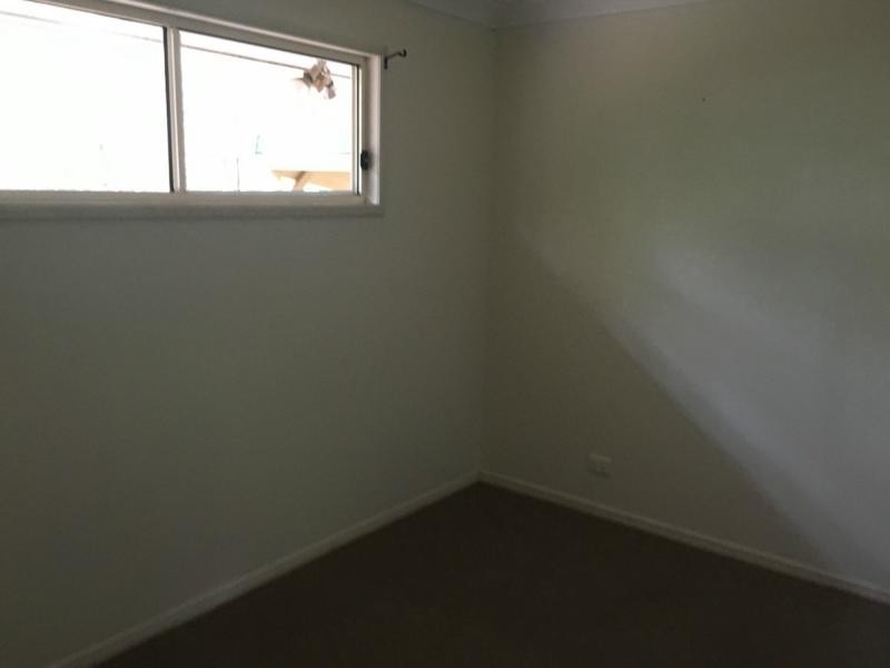 10 Scotts Road, Macleay Island QLD 4184