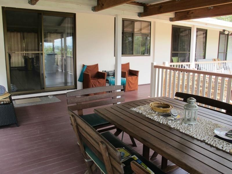 83 Coondooroopa Drive, Macleay Island QLD 4184
