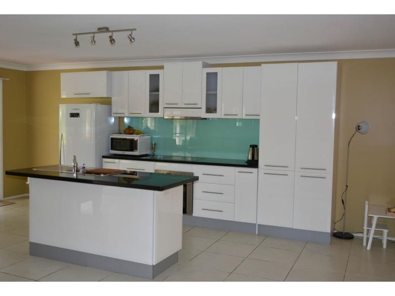 83 Coondooroopa Drive, Macleay Island QLD 4184