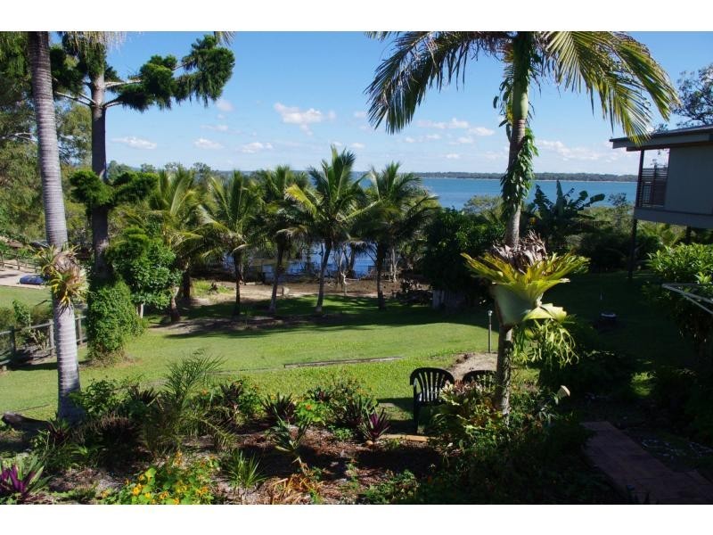 83 Coondooroopa Drive, Macleay Island QLD 4184