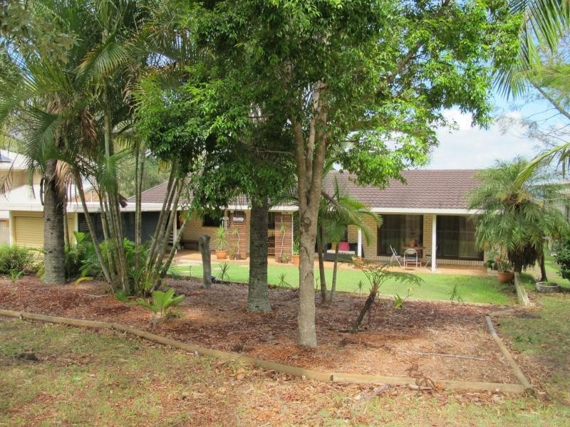 83 Coondooroopa Drive, Macleay Island QLD 4184