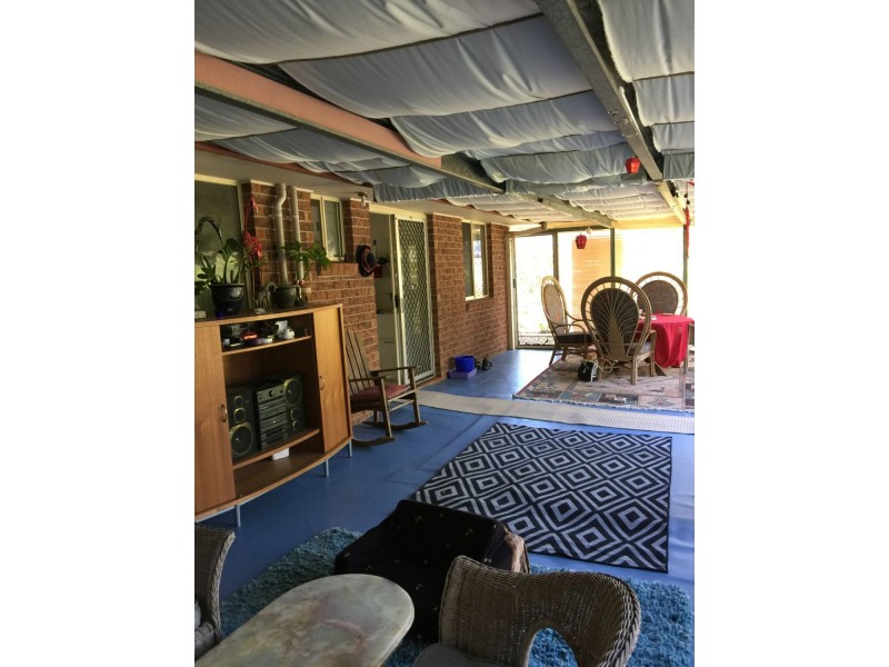 24 Treasure Island Avenue St, Karragarra Island QLD 4184