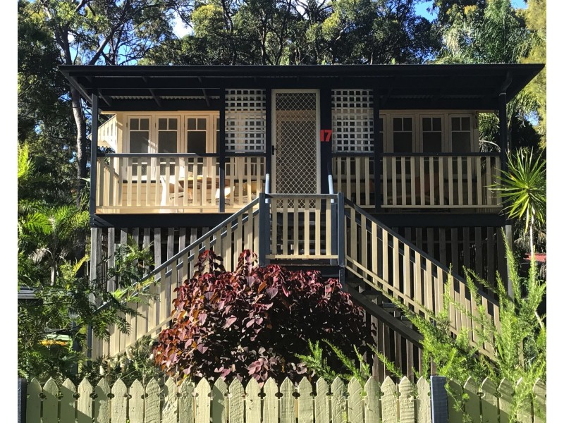17 Sandpiper Parade, Macleay Island QLD 4184
