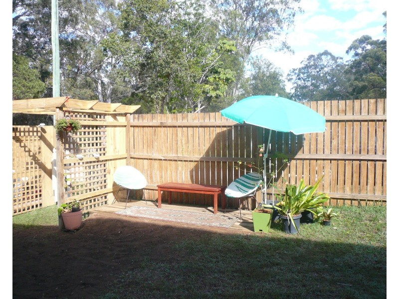 17 Sandpiper Parade, Macleay Island QLD 4184