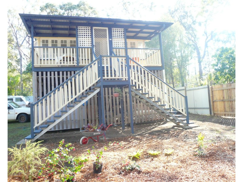 17 Sandpiper Parade, Macleay Island QLD 4184