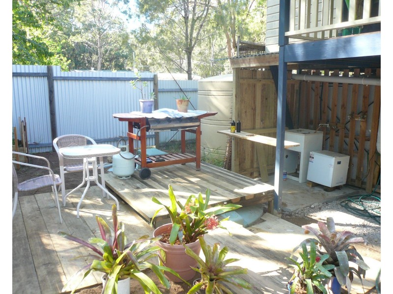 17 Sandpiper Parade, Macleay Island QLD 4184