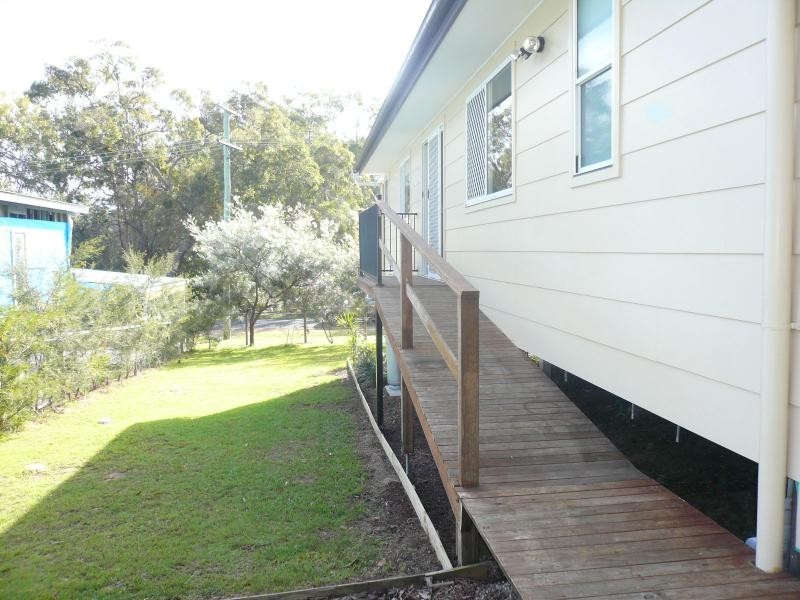 2 Morwong Street, Macleay Island QLD 4184
