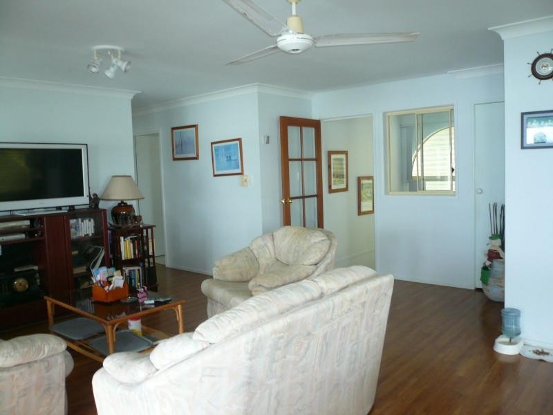 32 Koonwarra Parade, Macleay Island QLD 4184