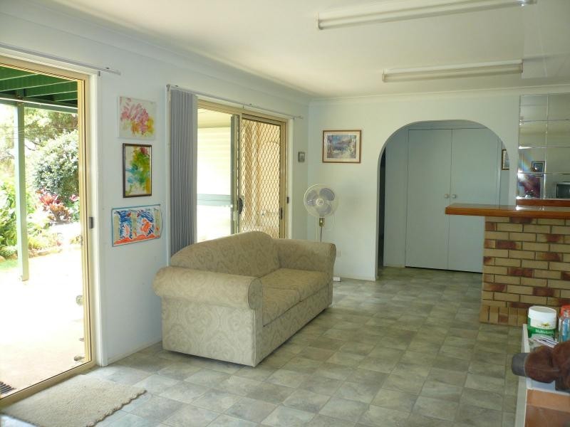 32 Koonwarra Parade, Macleay Island QLD 4184