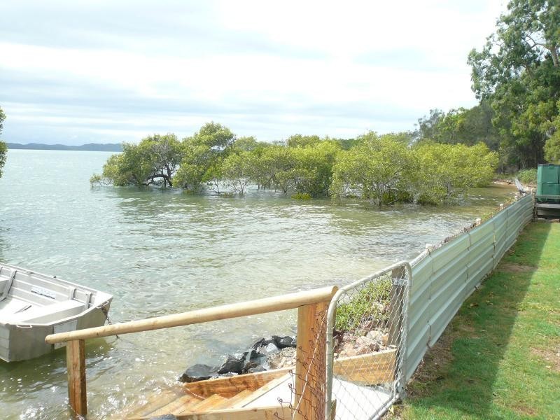 32 Koonwarra Parade, Macleay Island QLD 4184