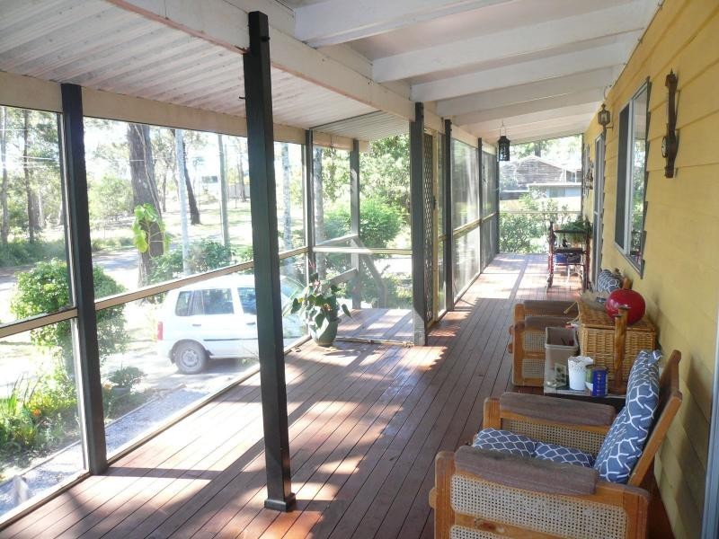 30 Blue Bay Crescent, Macleay Island QLD 4184