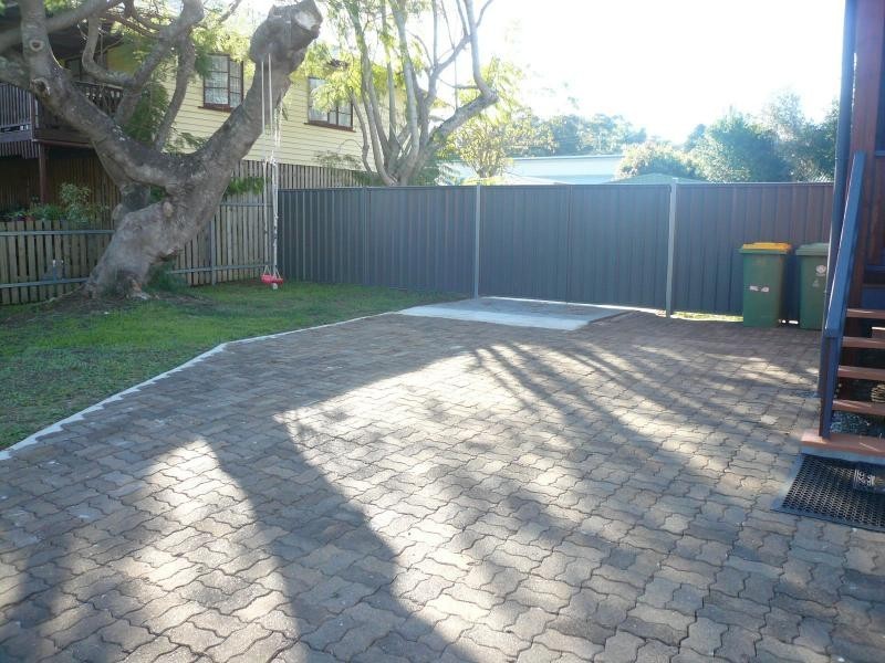 15 Jan Street, Macleay Island QLD 4184