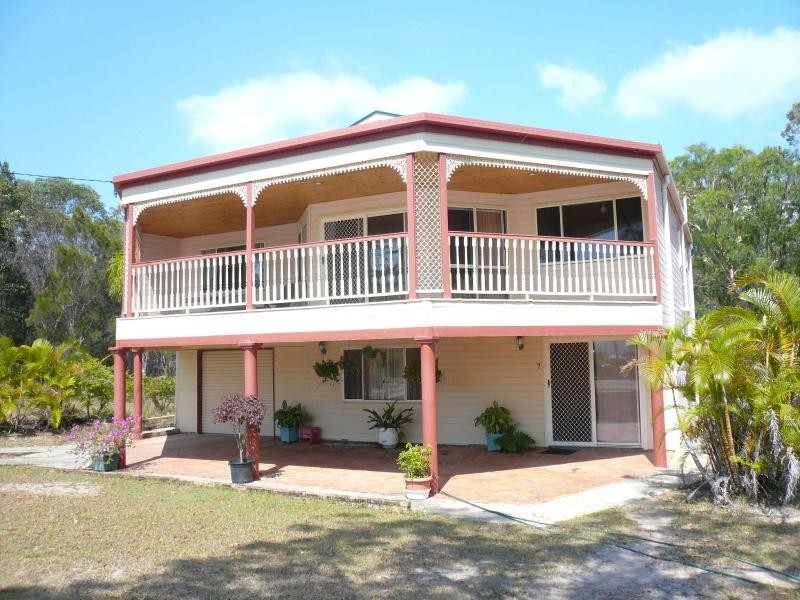 7 Ilya Street, Macleay Island QLD 4184