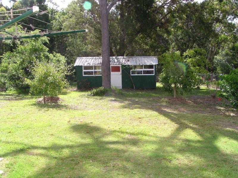 7 Ilya Street, Macleay Island QLD 4184