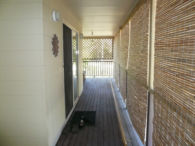 16 Nugent Street, Macleay Island QLD 4184