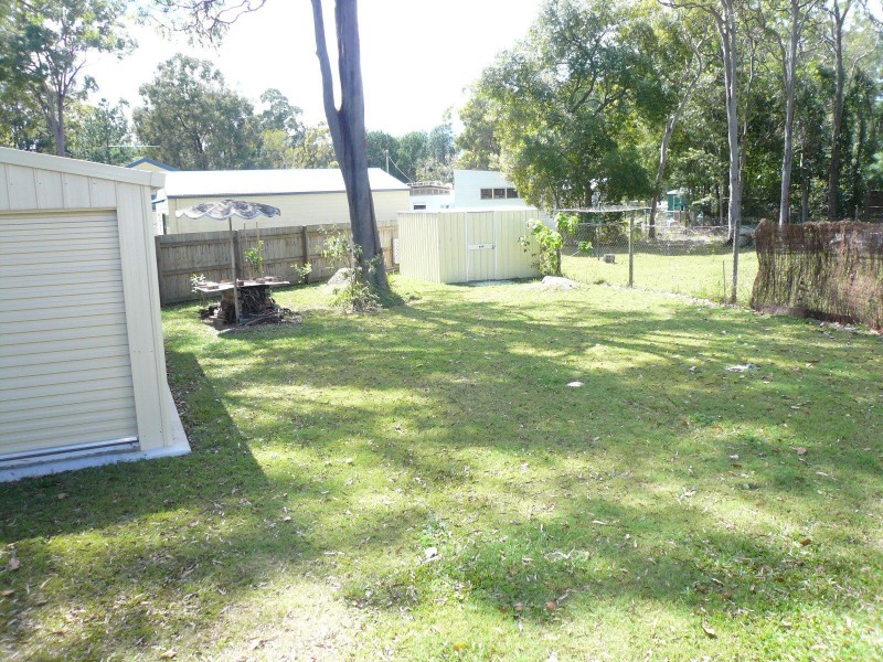 16 Nugent Street, Macleay Island QLD 4184