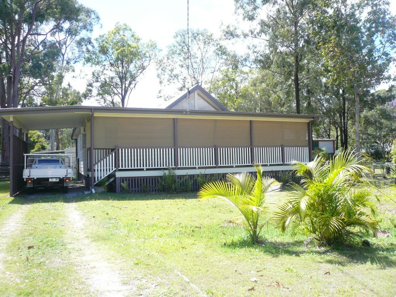 16 Nugent Street, Macleay Island QLD 4184