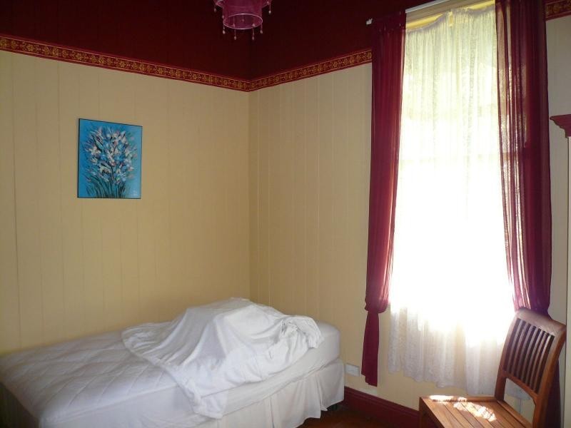 27 Mawarra Street, Macleay Island QLD 4184