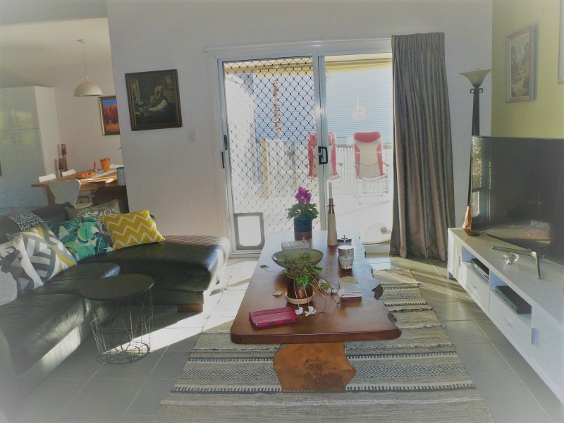 49-51 Scotts Road, Macleay Island QLD 4184