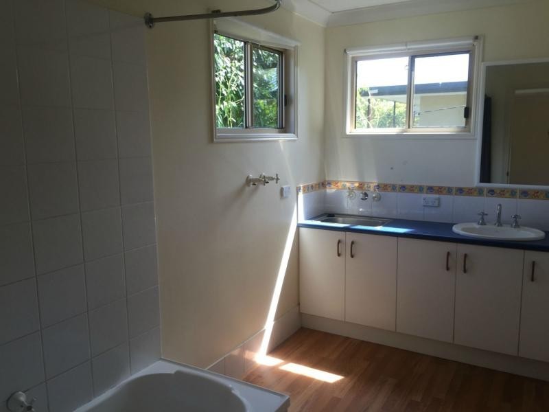 55 Wirralee Street, Macleay Island QLD 4184